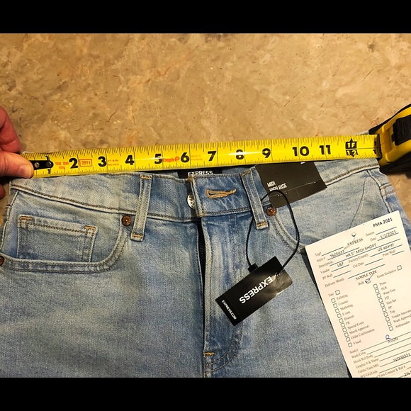 3 PC NWT Express High Waisted Denim Shorts Bundle - Picture 5 of 10